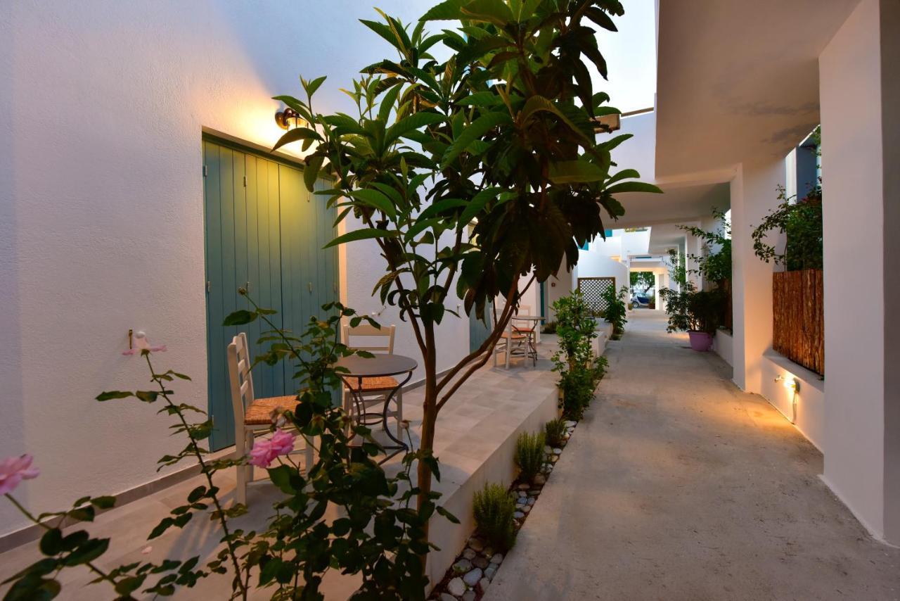 Vesper Aparthotel Kokkari Exterior foto